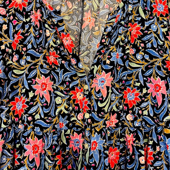 Like New gorgeous floral baby doll dress! - Picture 4 of 4